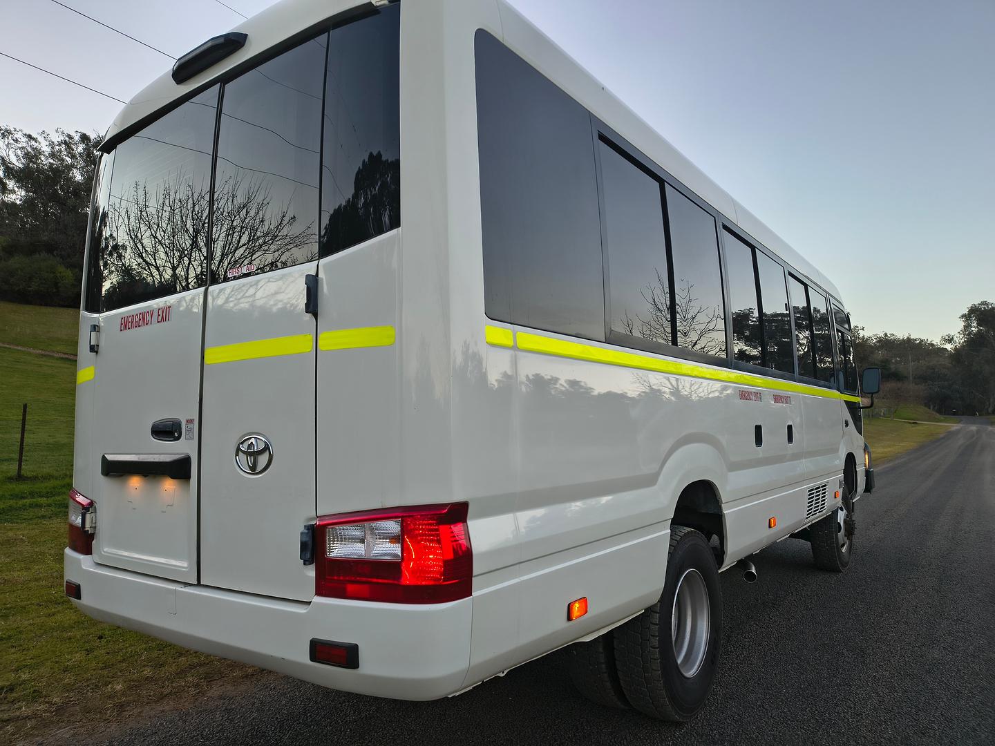 2017 TOYOTA COASTER XZB70R MY17 DELUXE (LWB) 4 SP AUTOMATIC BUS