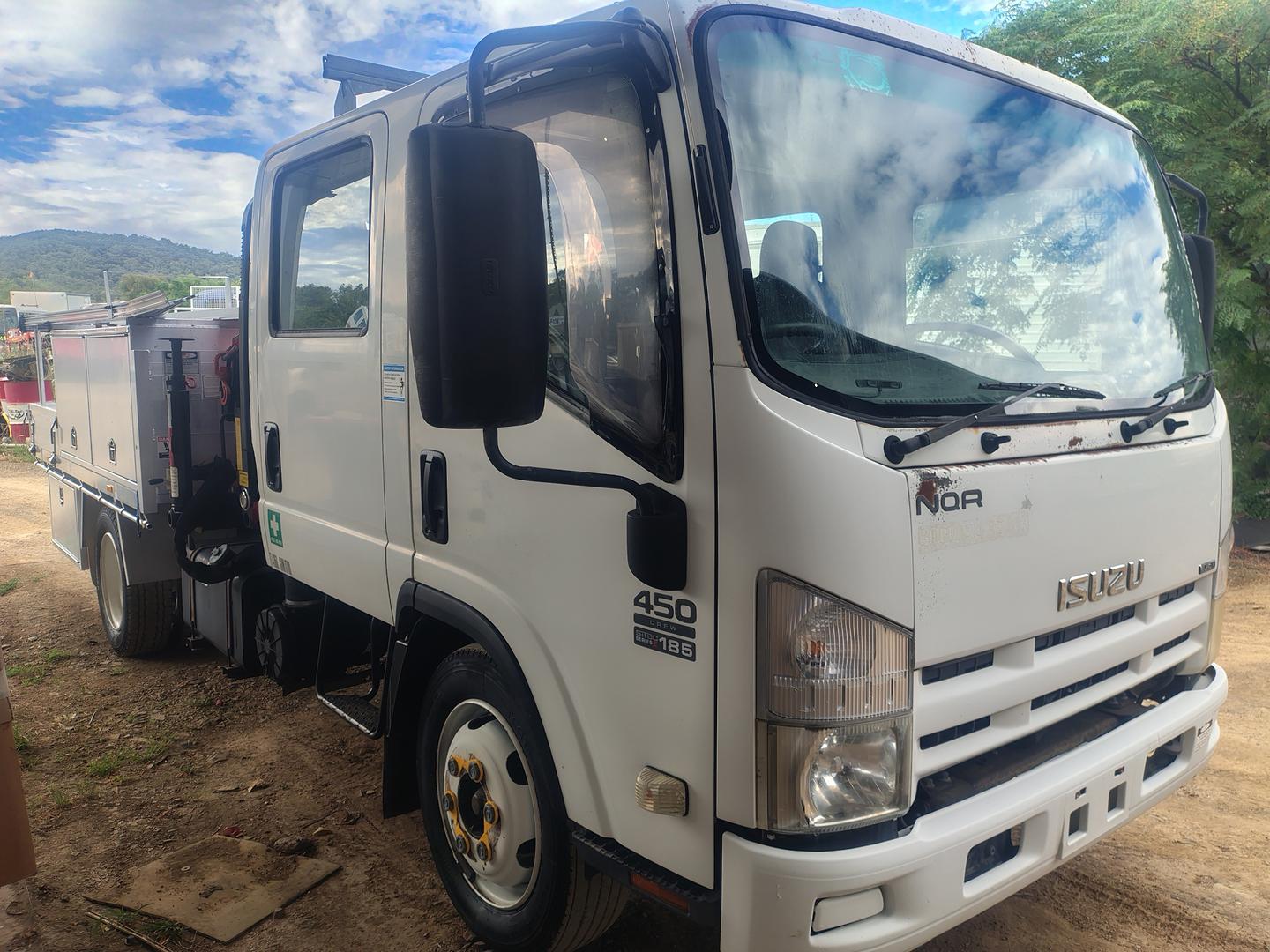 2008 ISUZU NQR NH 450 CREW 6 SP MANUAL C/CHAS