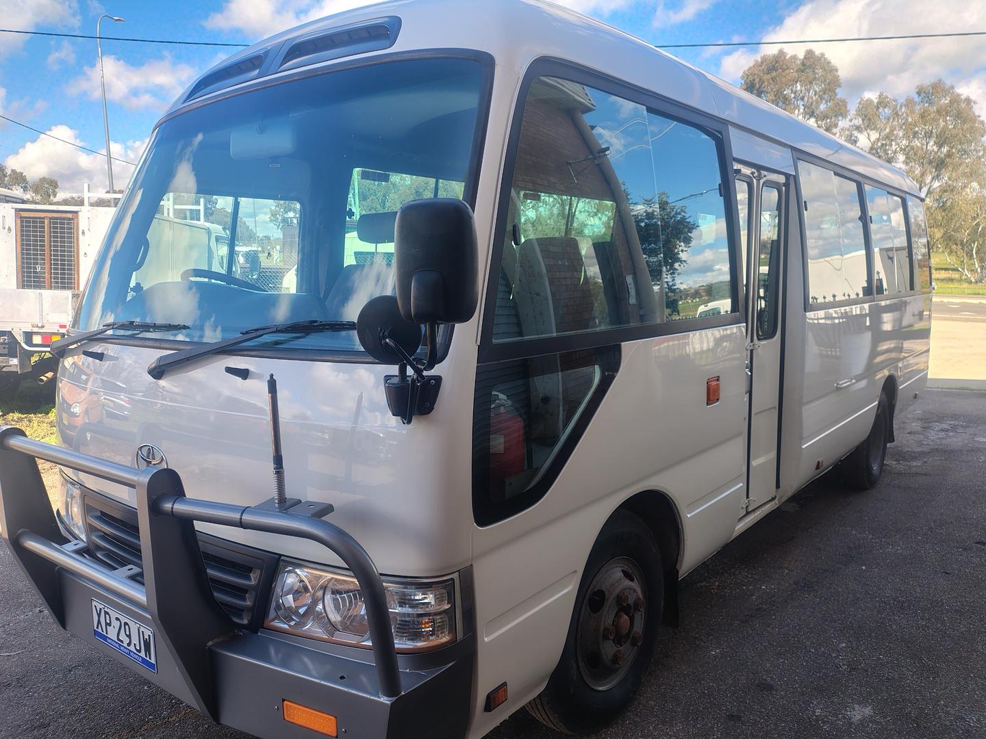 2010 TOYOTA COASTER XZB50R 07 UPGRADE DELUXE (LWB) 5 SP MANUAL BUS