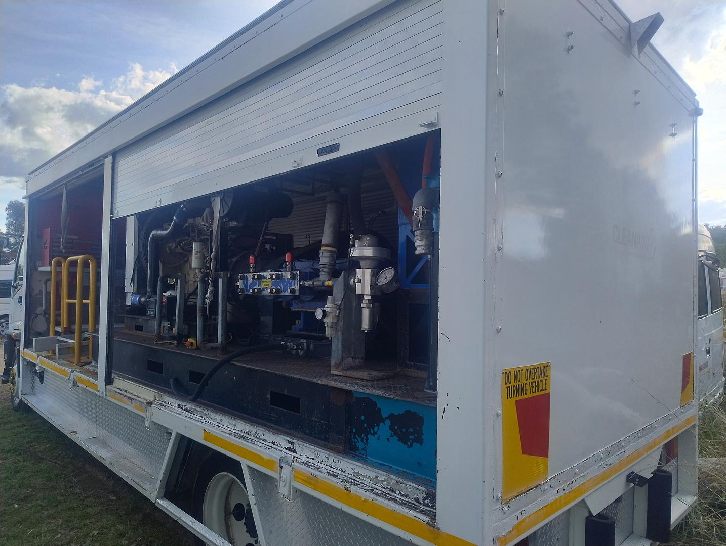2007 ISUZU FSR F3 700 LONG 6 SP MANUAL C/CHAS