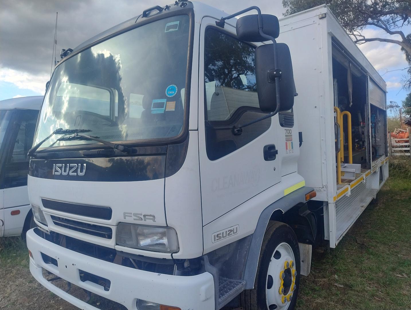 2007 ISUZU FSR F3 700 LONG 6 SP MANUAL C/CHAS