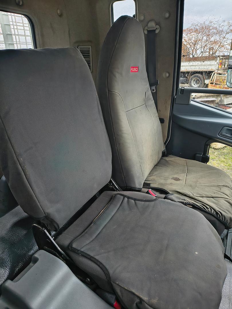 2015 MITSUBISHI FUSO FIGHTER 1424 LWB 6 SP MANUAL BEAVERTAIL SERVICE TRUCK