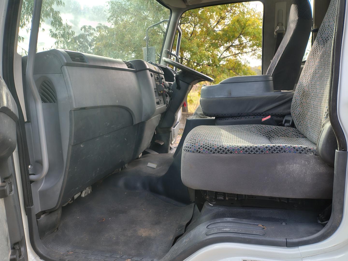 2009 MITSUBISHI FUSO FIGHTER FK62F FK600 TIPPER