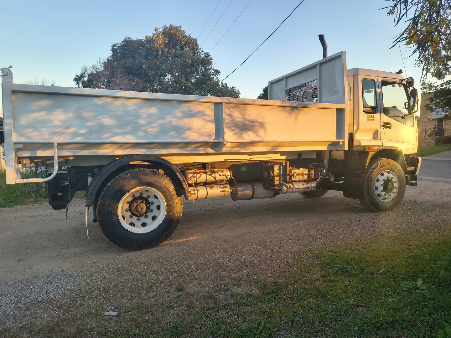 2006 ISUZU FVD FY 950 HEAVY DUTY AUTO 6 SP AUTOMATIC + O/DRIVE C/CHAS