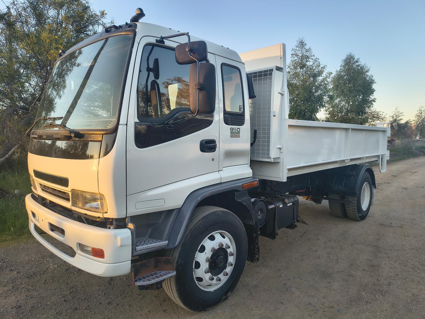 2006 ISUZU FVD FY 950 HEAVY DUTY AUTO 6 SP AUTOMATIC + O/DRIVE C/CHAS