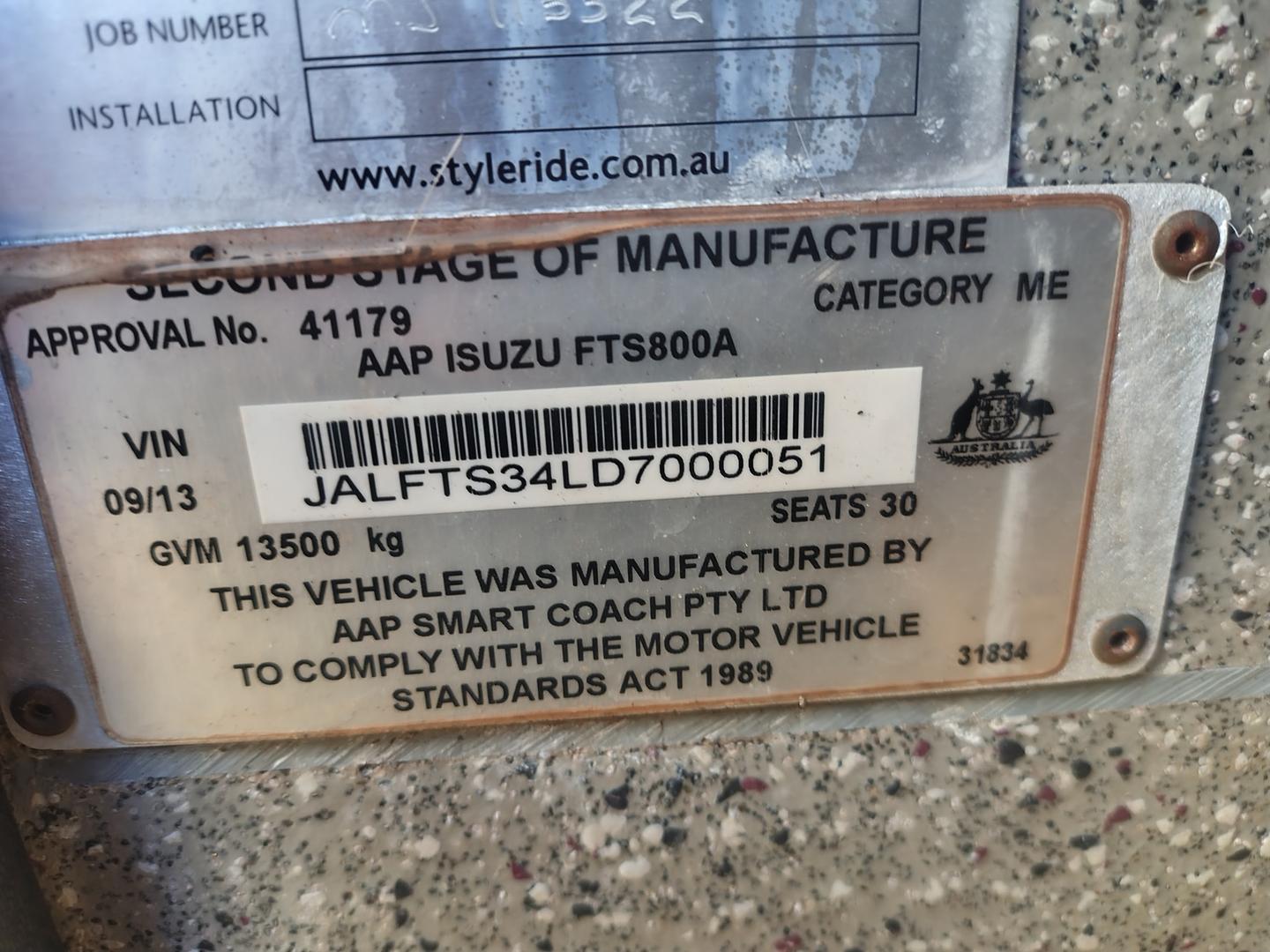 2013 ISUZU FTS 800 4X4 AUTOMATIC BUS