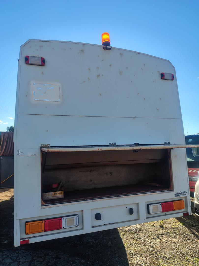 2013 ISUZU FTS 800 4X4 AUTOMATIC BUS