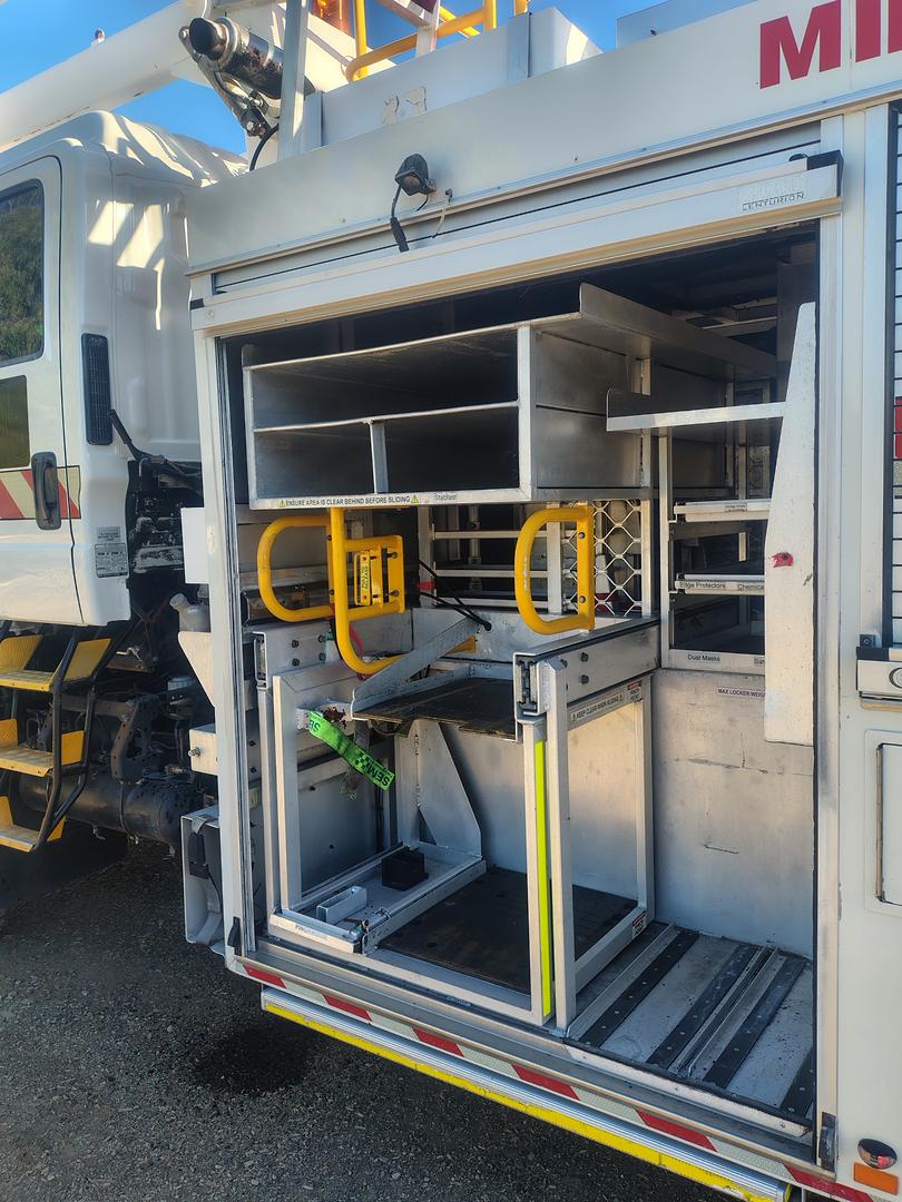 2010 ISUZU FTS 800 (4x4) AUTOMATIC CREW C/CHAS