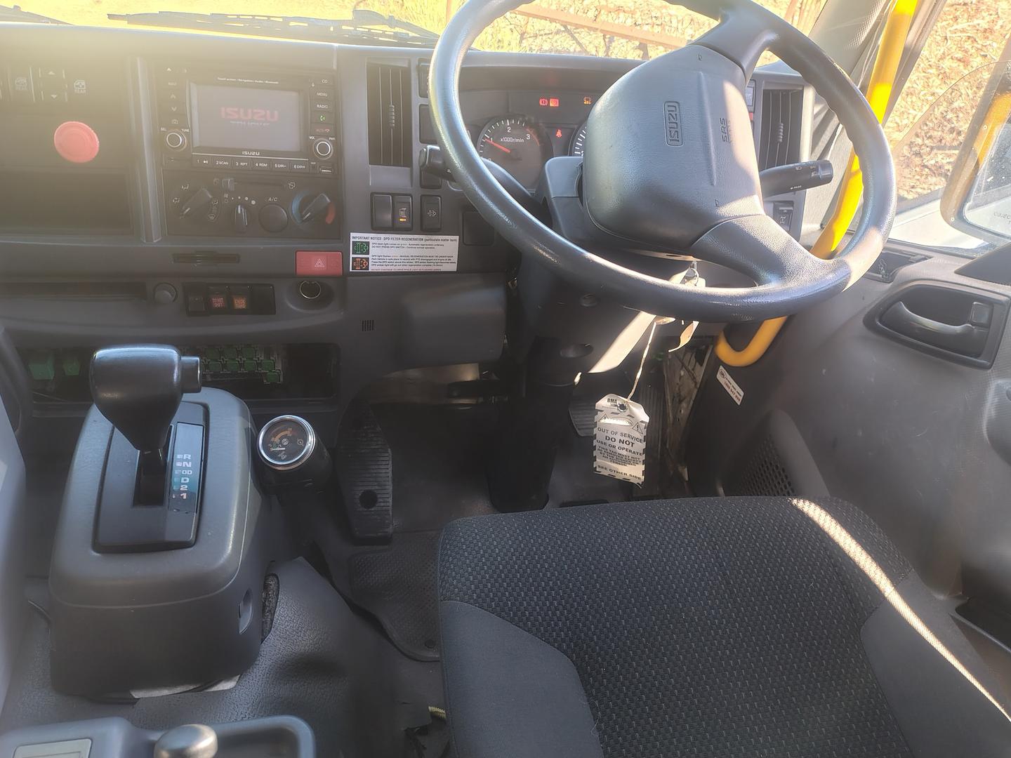 2010 ISUZU FTS 800 (4x4) AUTOMATIC CREW C/CHAS