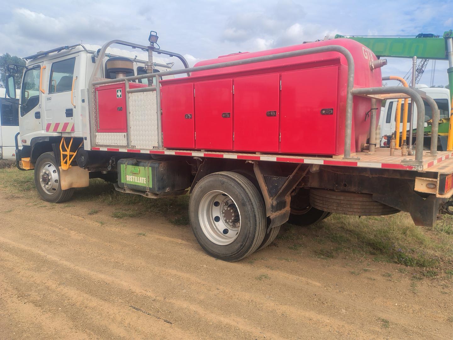 2006 ISUZU FSS F3 550 (4x4) 6 SP MANUAL CREW C/CHAS