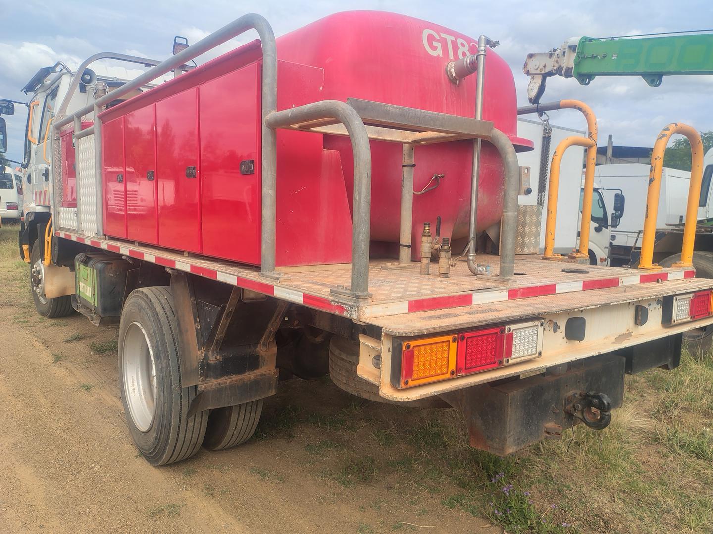 2006 ISUZU FSS F3 550 (4x4) 6 SP MANUAL CREW C/CHAS