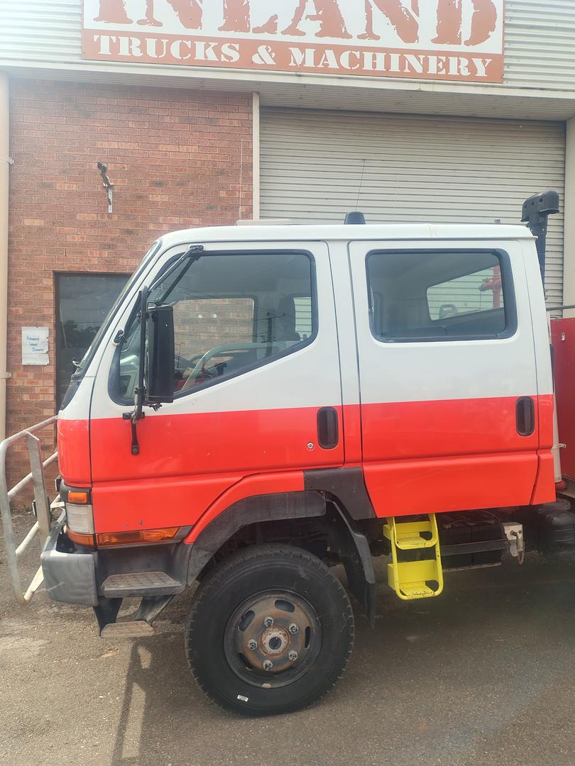 1999 MITSUBISHI CANTER EW6 MWB (4x4) FG637 5 SP MANUAL CREW C/CHAS