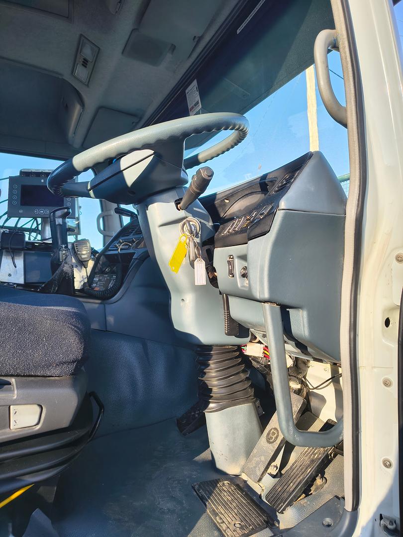 2010 MITSUBISHI FUSO FS FS MY08 52J LWB 18 SP MANUAL C/CHAS