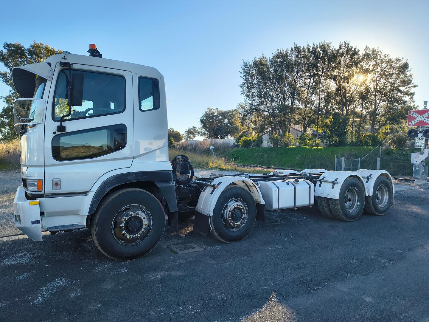2010 MITSUBISHI FUSO FS FS MY08 52J LWB 18 SP MANUAL C/CHAS