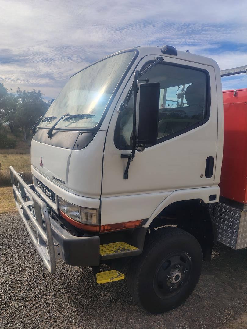 2007 MITSUBISHI FUSO CANTER 500/600 FG649 (4x4) MWB MANUAL FIRE TRUCK