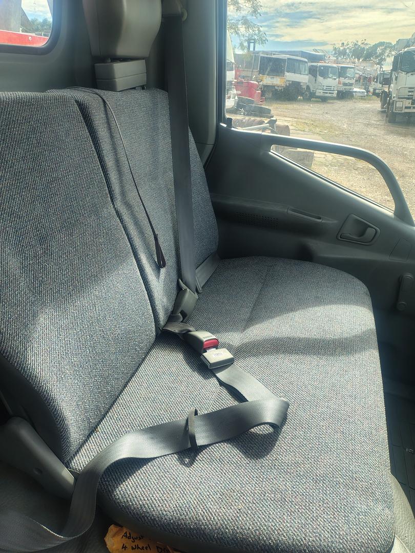 2007 MITSUBISHI FUSO CANTER 500/600 FG649 (4x4) MWB MANUAL FIRE TRUCK