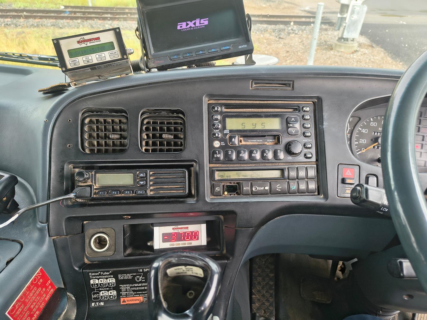 2007 MITSUBISHI FUSO FS FS 52J LWB 18 SP MANUAL C/CHAS