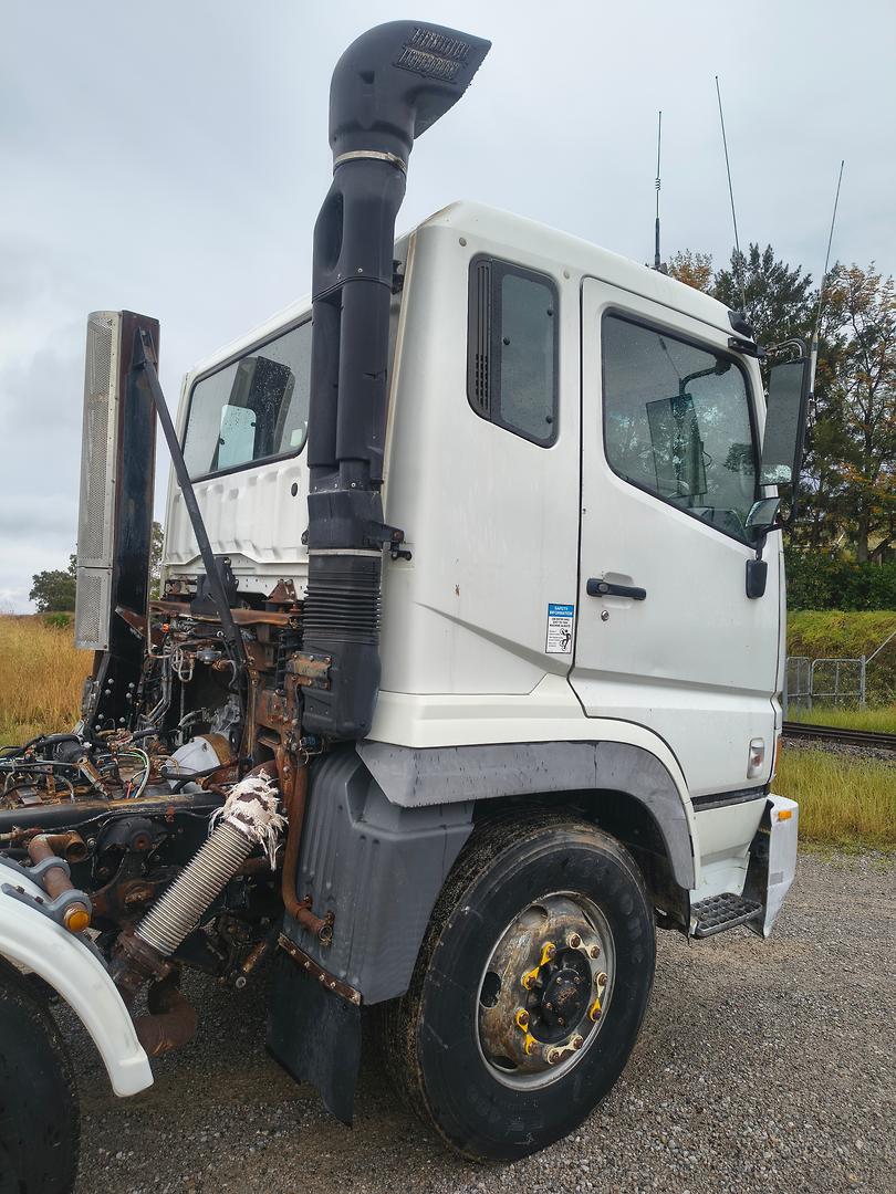 2007 MITSUBISHI FUSO FS FS 52J LWB 18 SP MANUAL C/CHAS