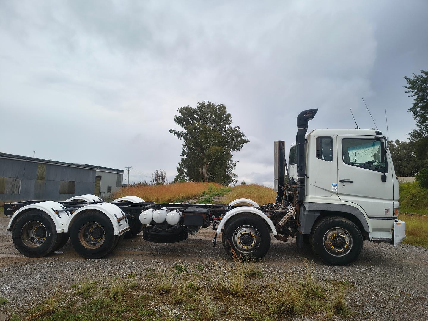 2007 MITSUBISHI FUSO FS FS 52J LWB 18 SP MANUAL C/CHAS
