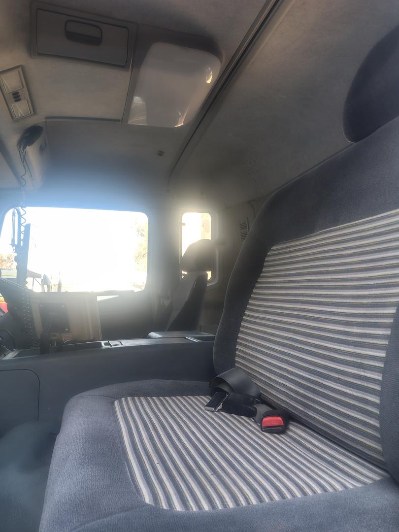 2007 MITSUBISHI FUSO FS FS 52J LWB 18 SP MANUAL C/CHAS