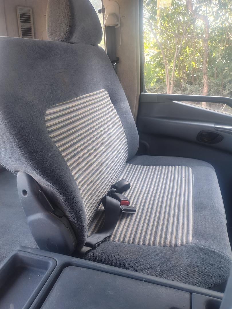 2007 MITSUBISHI FUSO FS FS 52J LWB 18 SP MANUAL C/CHAS