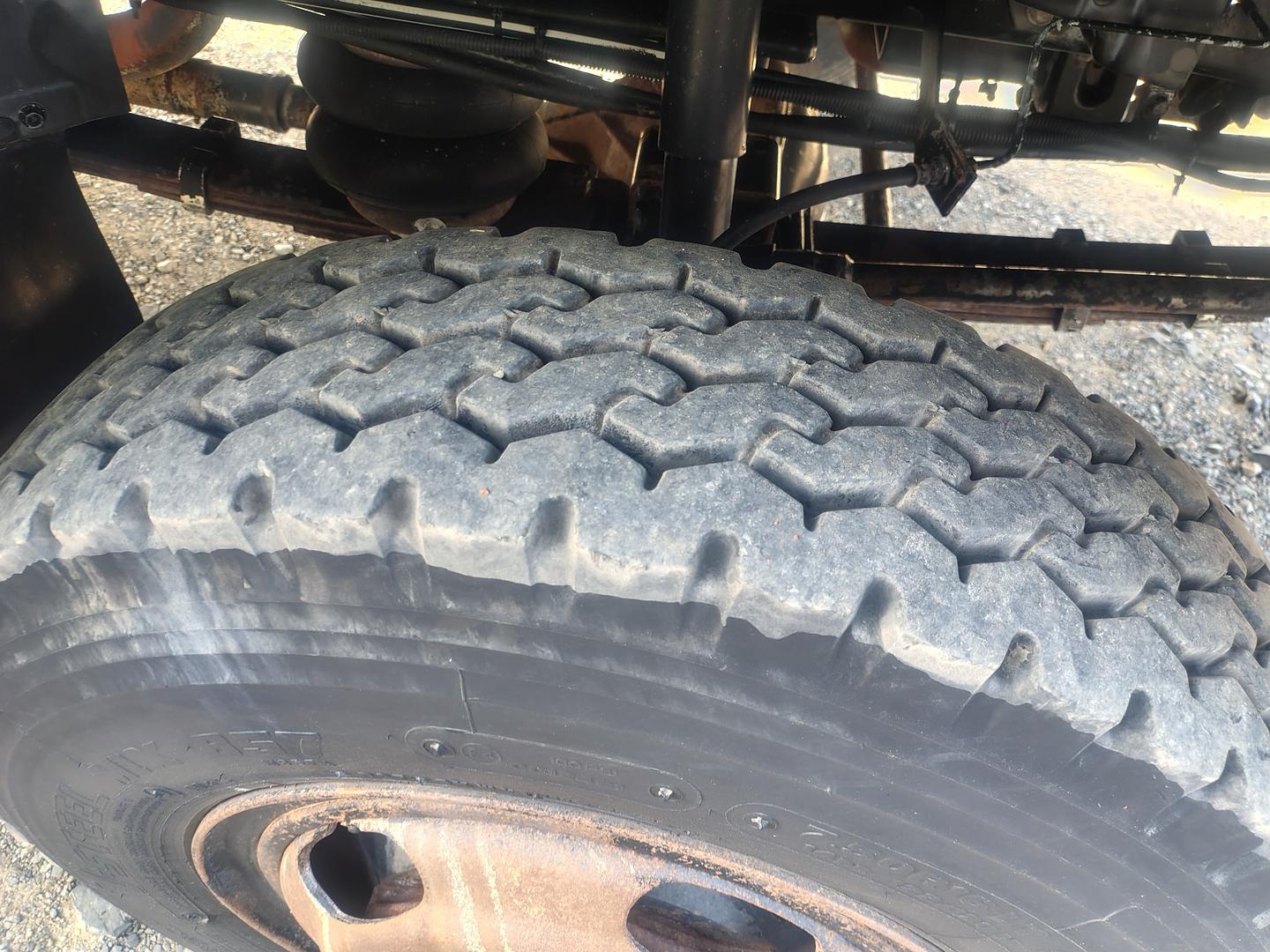 2000 MITSUBISHI CANTER 500/600 TRUCK