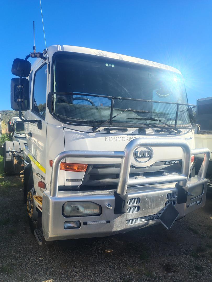 2012 UD(NISSAN) PK 17 280 AUTOMATIC TRAY