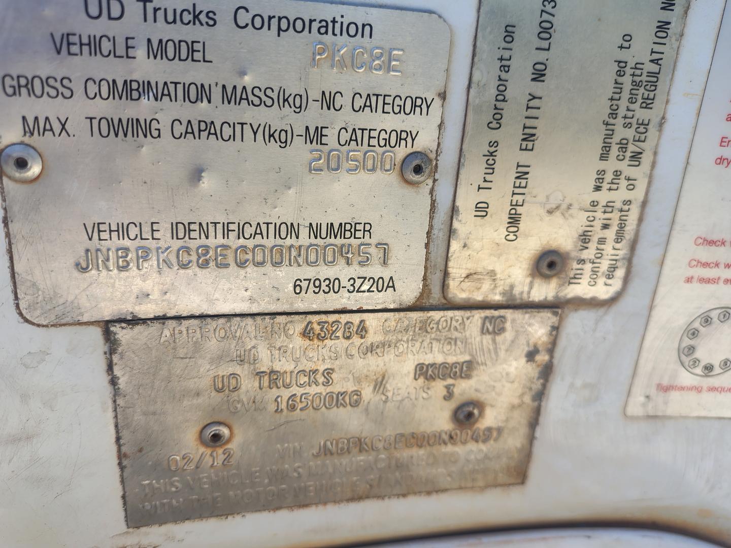 2012 UD(NISSAN) PK 17 280 AUTOMATIC TRAY