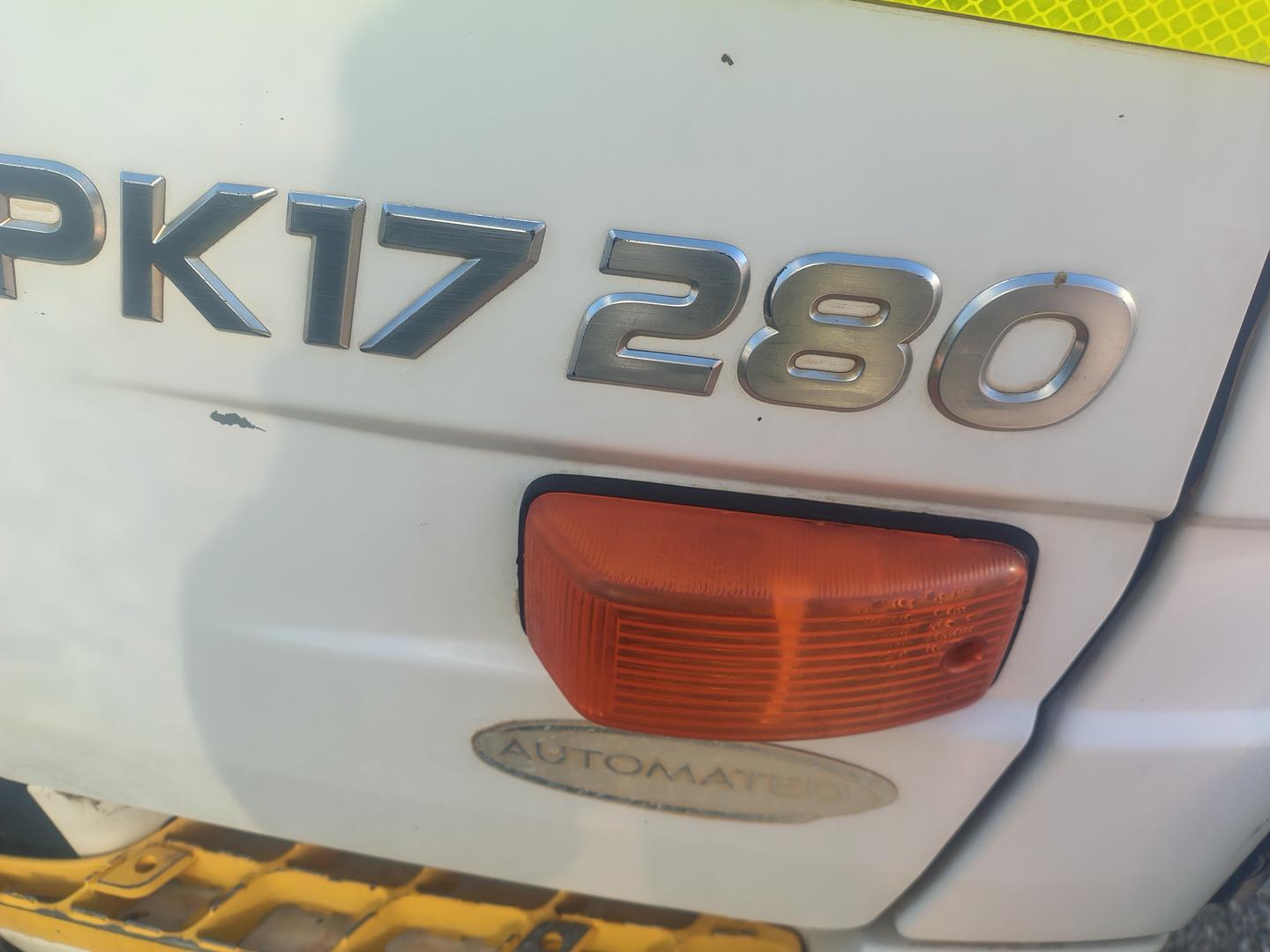 2012 UD(NISSAN) PK 17 280 AUTOMATIC TRAY