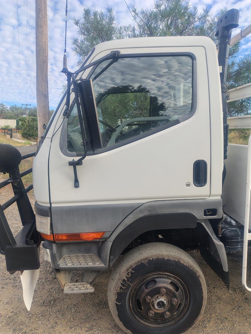 1996 MITSUBISHI CANTER W6 MWB (4x4) FG639 10 SP MANUAL C/CHAS