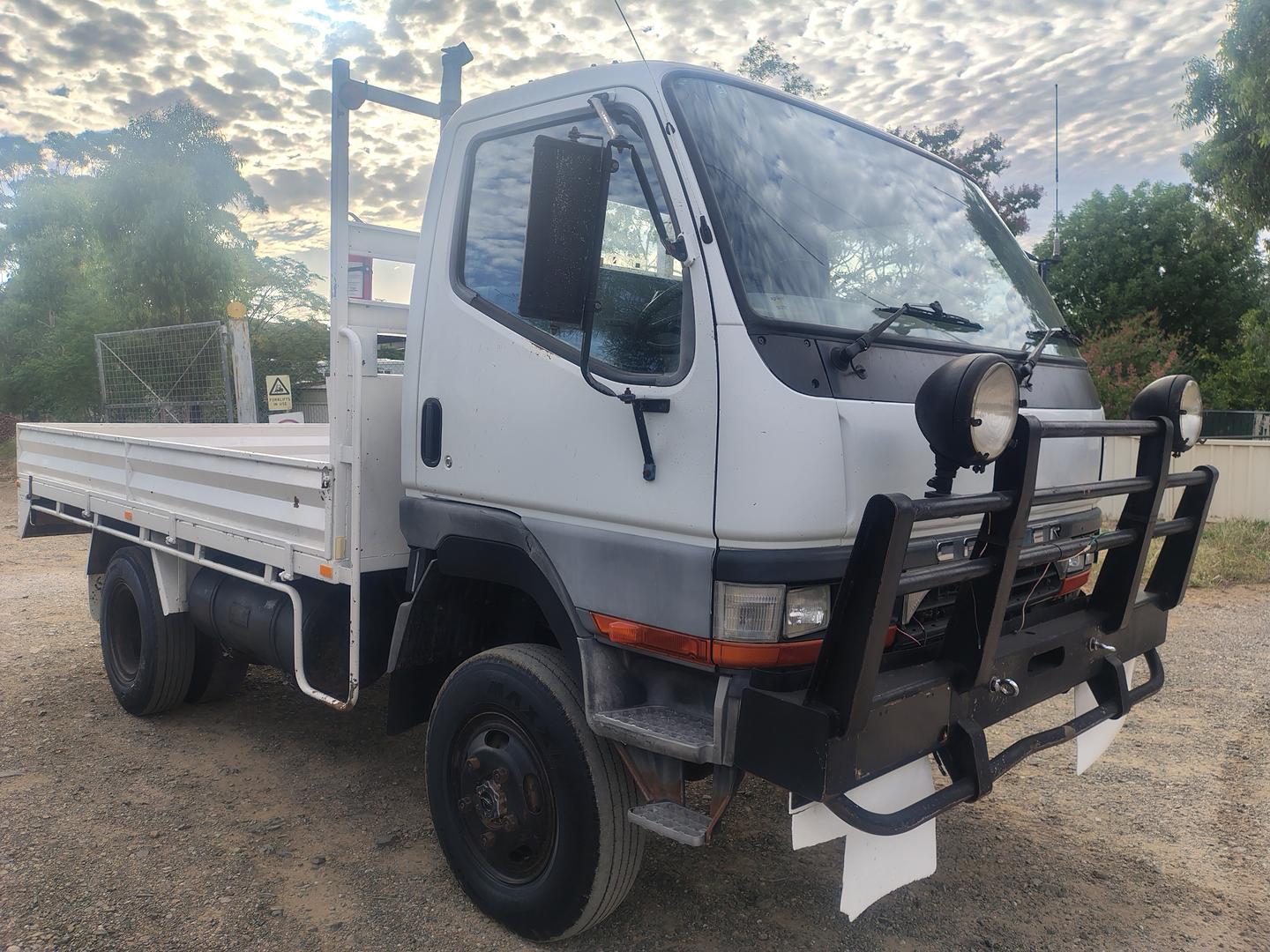 1996 MITSUBISHI CANTER W6 MWB (4x4) FG639 10 SP MANUAL C/CHAS
