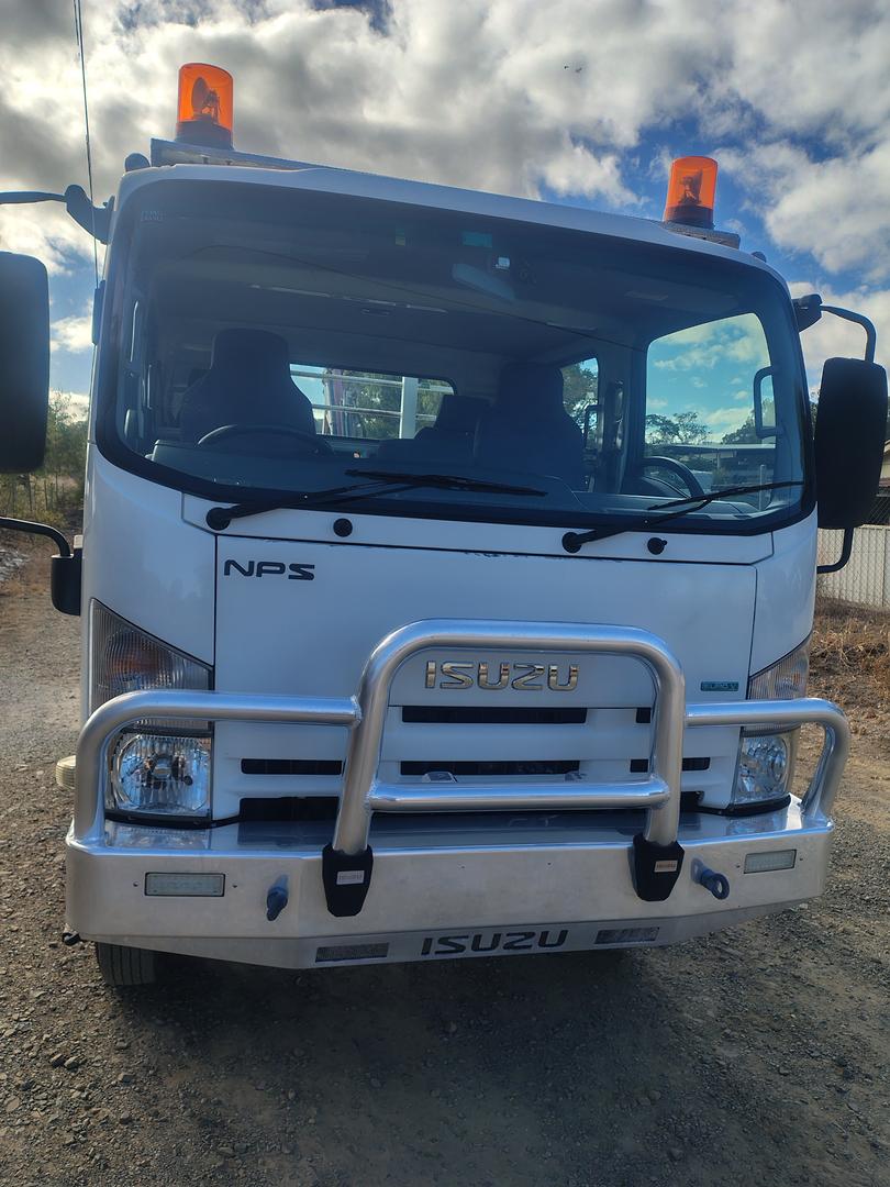 2012 ISUZU NPS NH 300 (4x4) CREW 6 SP MANUAL C/CHAS