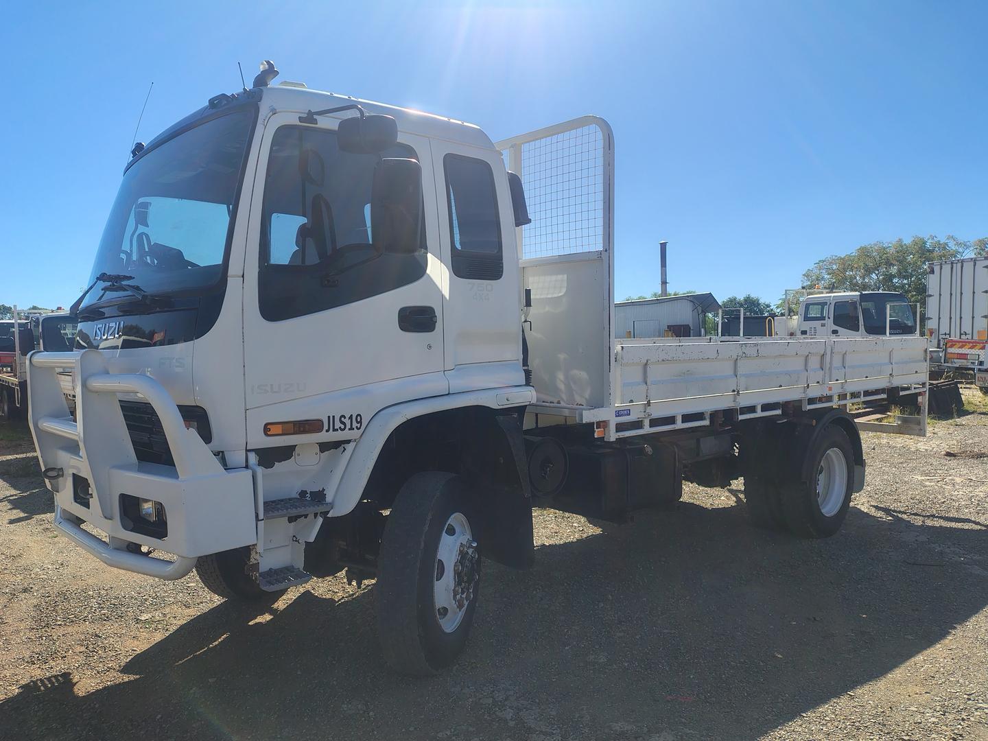 2007 ISUZU FTS FY 750 (4x4) 7 SP MANUAL + O/DRIVE C/CHAS