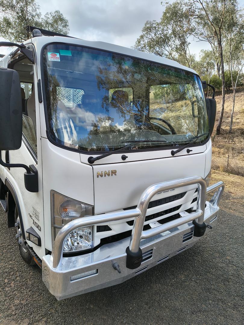 2017 ISUZU NNR N MY15 45-150 6 SP MANUAL CREW C/CHAS