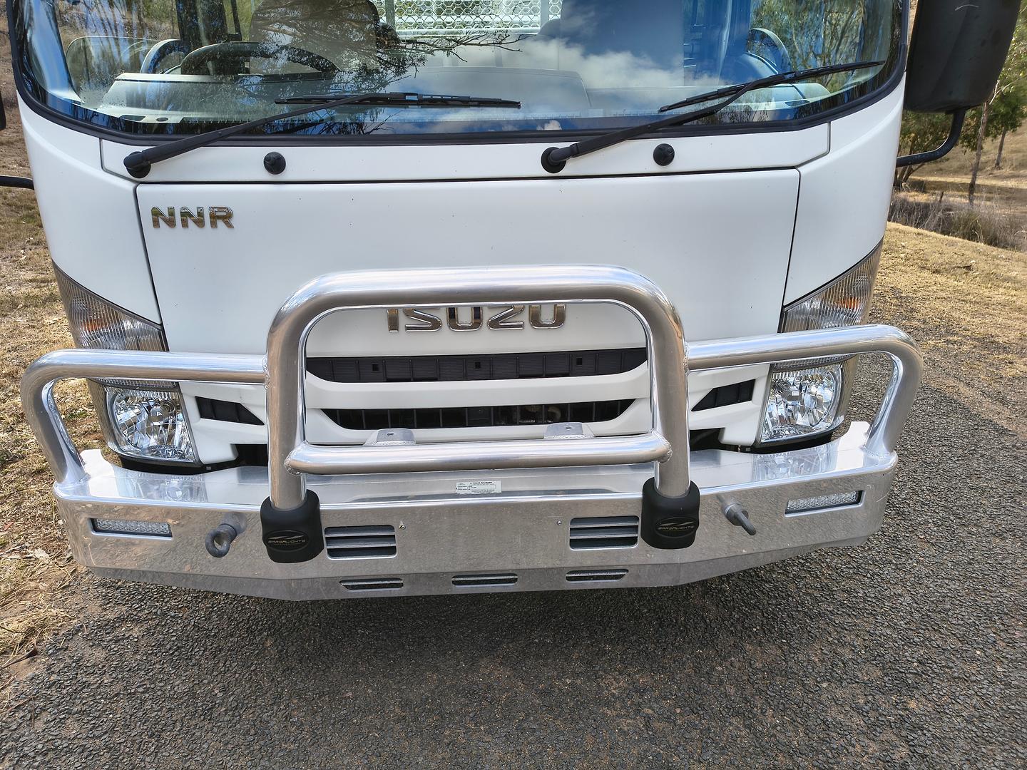 2017 ISUZU NNR N MY15 45-150 6 SP MANUAL CREW C/CHAS