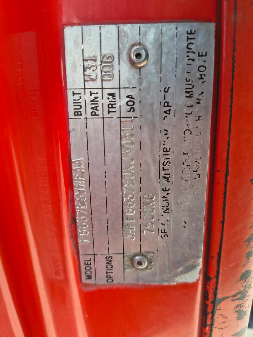 2001 MITSUBISHI CANTER EW MWB FE647 5 SP MANUAL CREW C/CHAS
