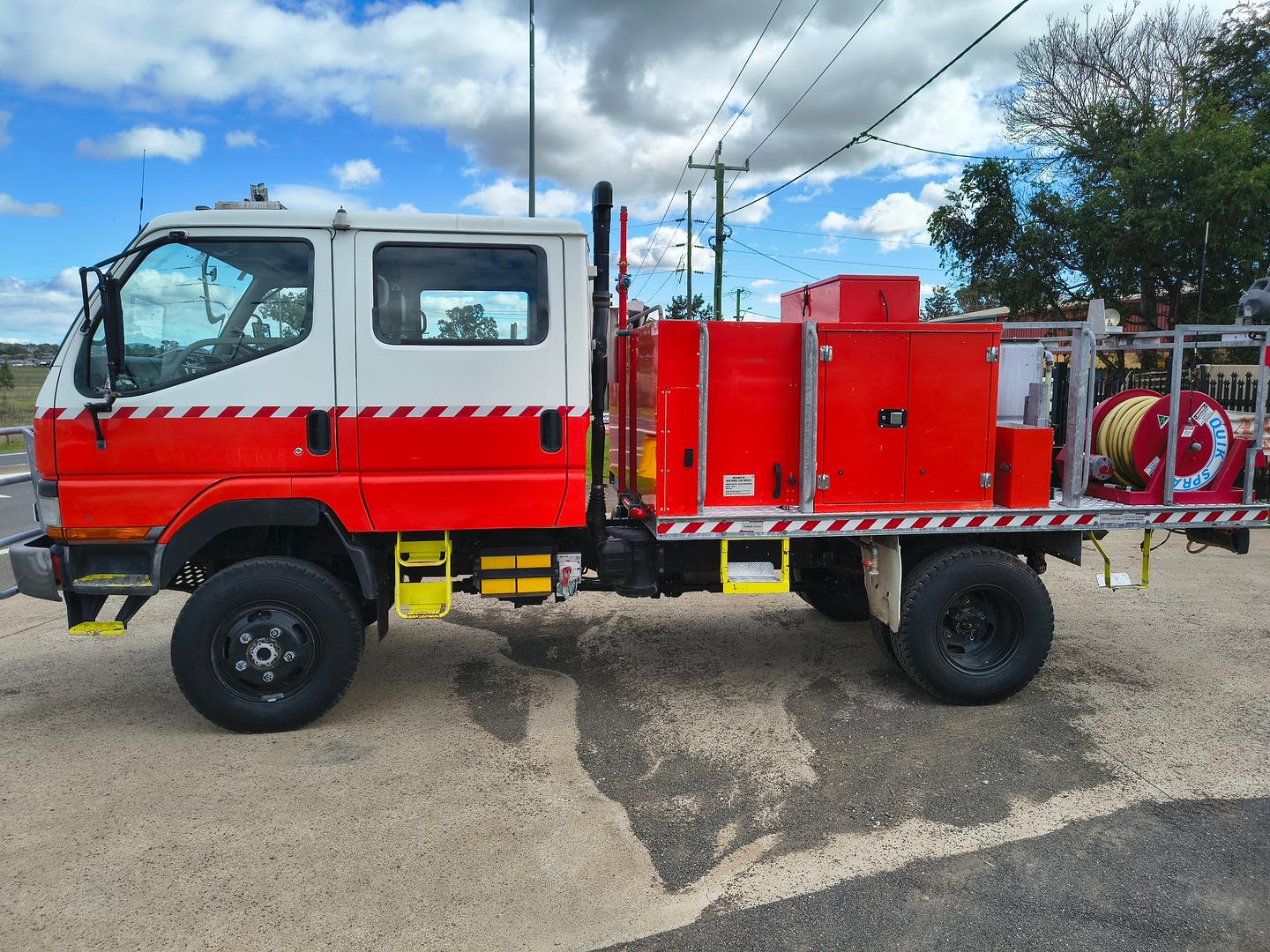 2001 MITSUBISHI CANTER EW MWB FE647 5 SP MANUAL CREW C/CHAS