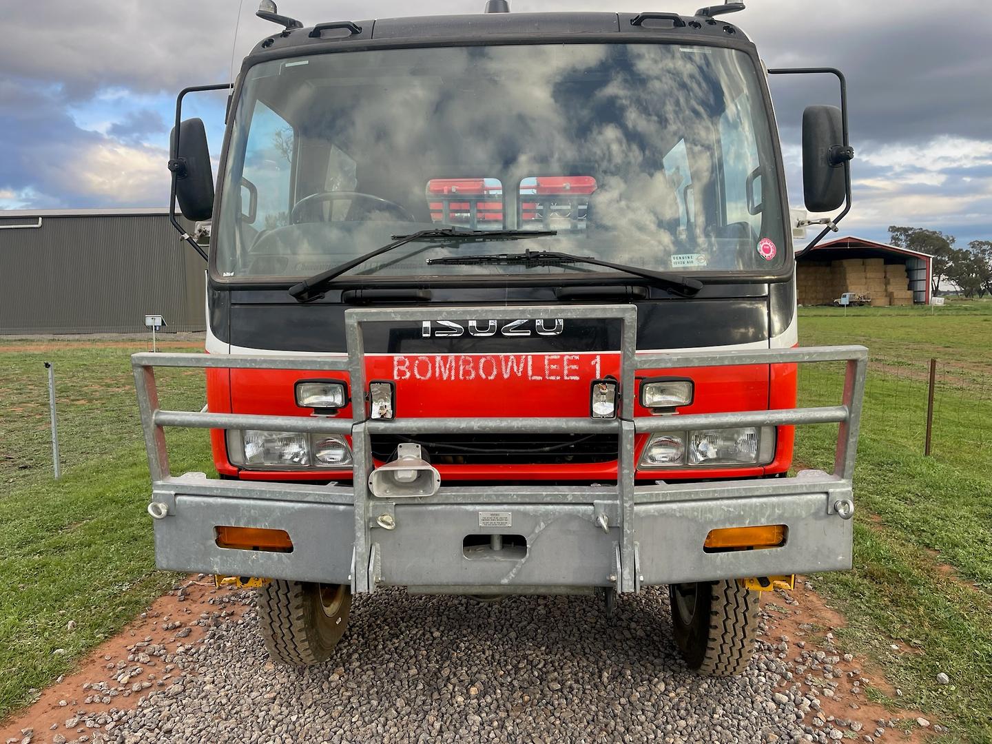 1999 ISUZU FTS 750 (4x4) 6 SP MANUAL CREW C/CHAS