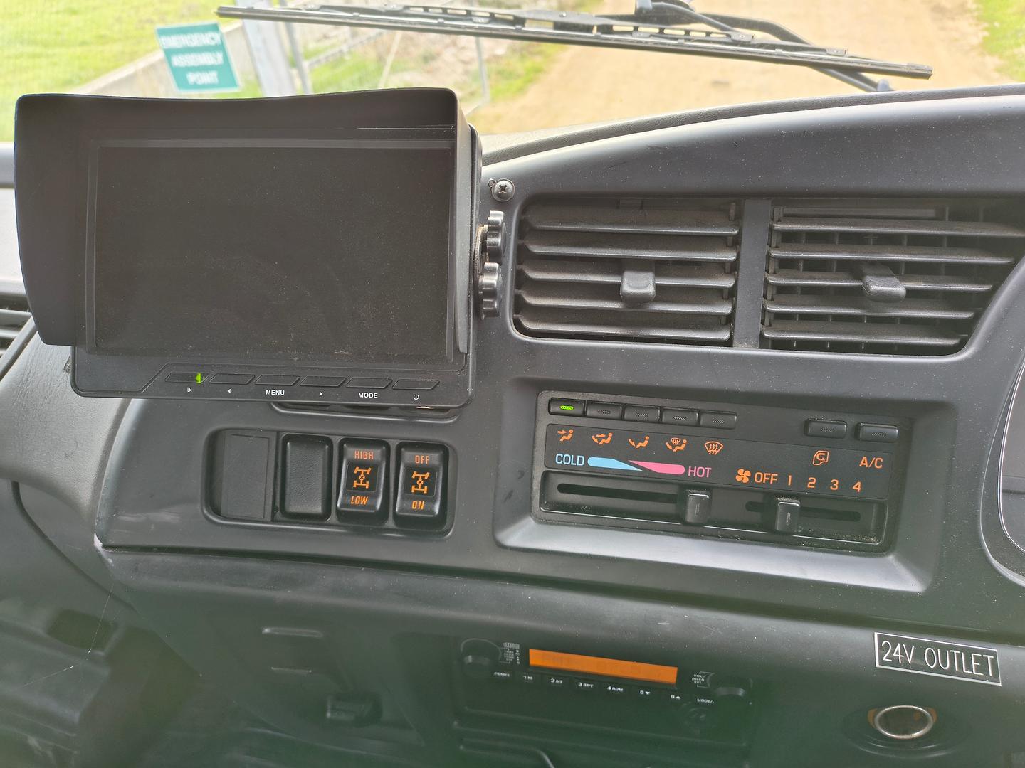 2006 ISUZU FTS 750 (4x4) 6 SP MANUAL CREW C/CHAS