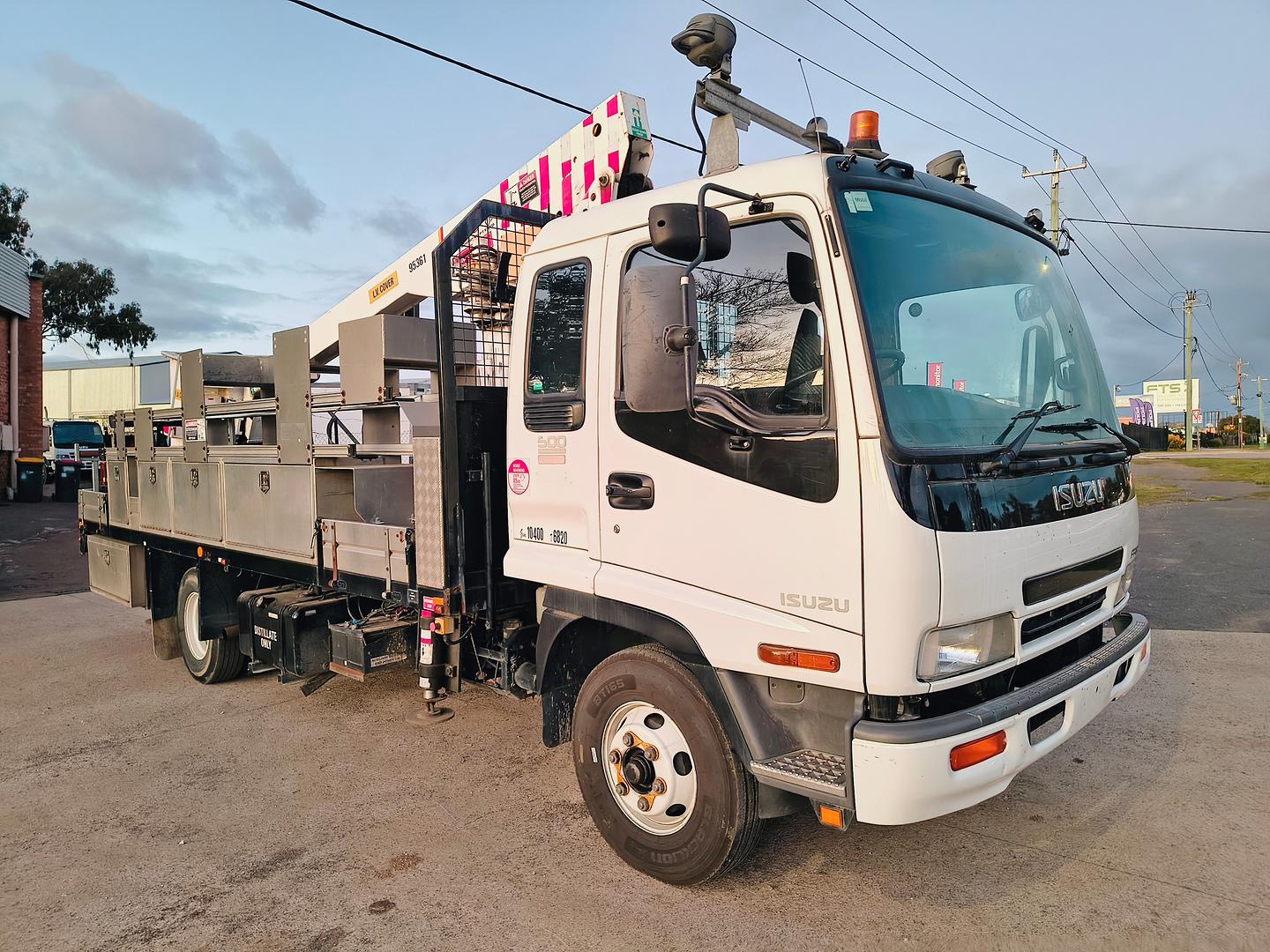 2005 ISUZU FRR F3 500 AUTO 4 SP AUTOMATIC C/CHAS