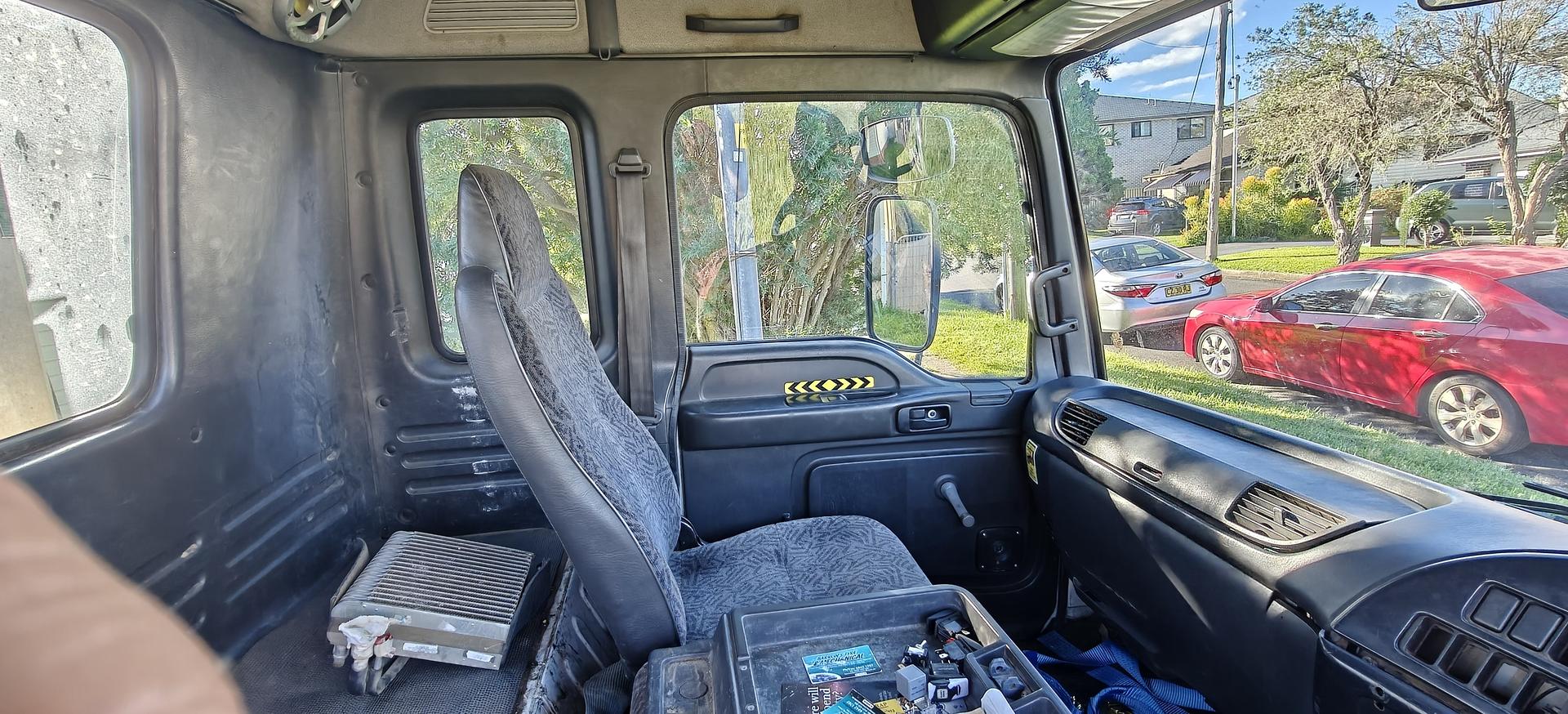 2000 ISUZU FRR 500 SHORT 5 SP MANUAL C/CHAS