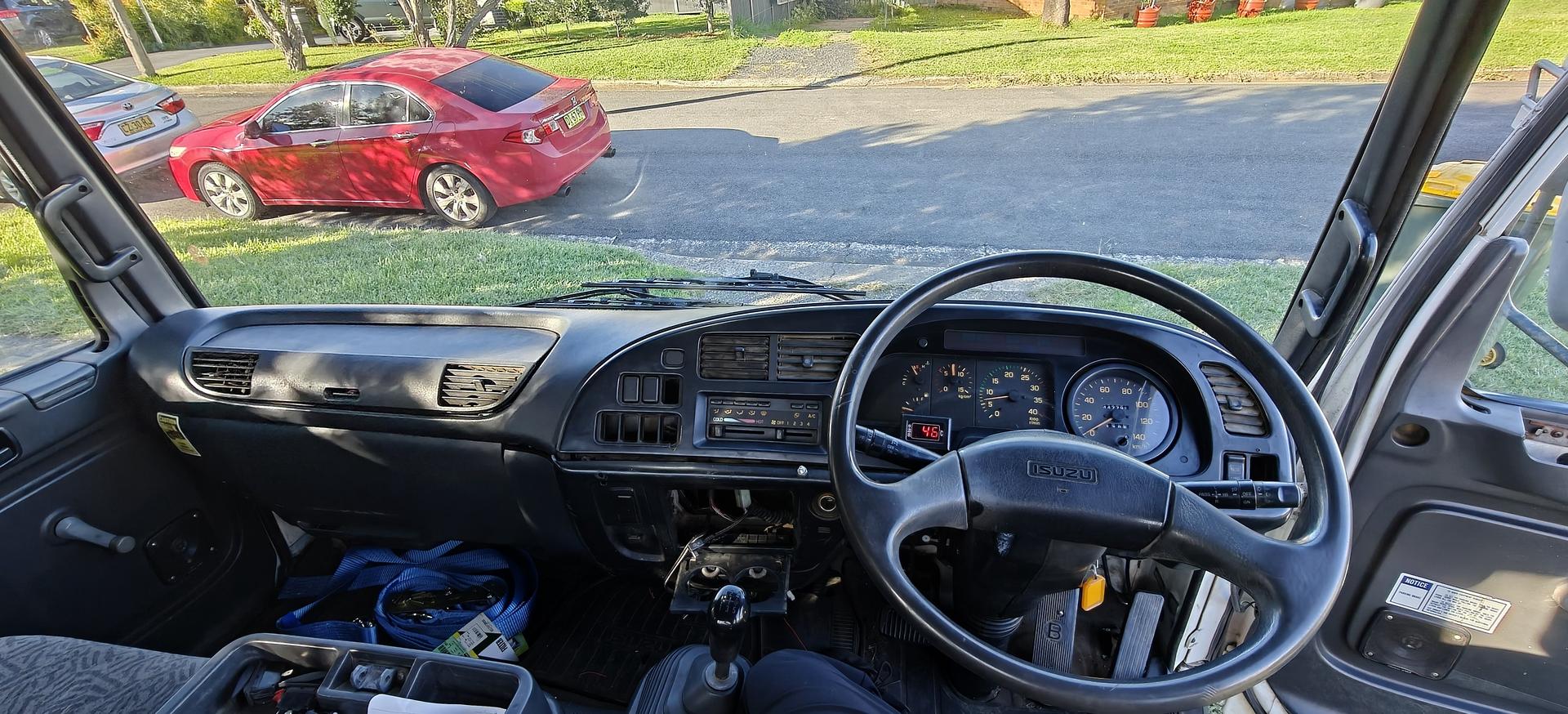 2000 ISUZU FRR 500 SHORT 5 SP MANUAL C/CHAS