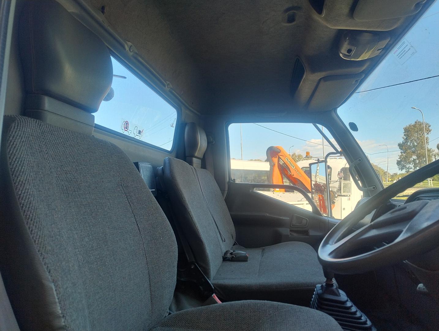 1996 MITSUBISHI FUSO TRUCK