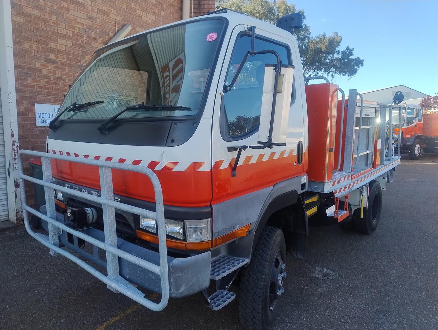 1996 MITSUBISHI FUSO TRUCK
