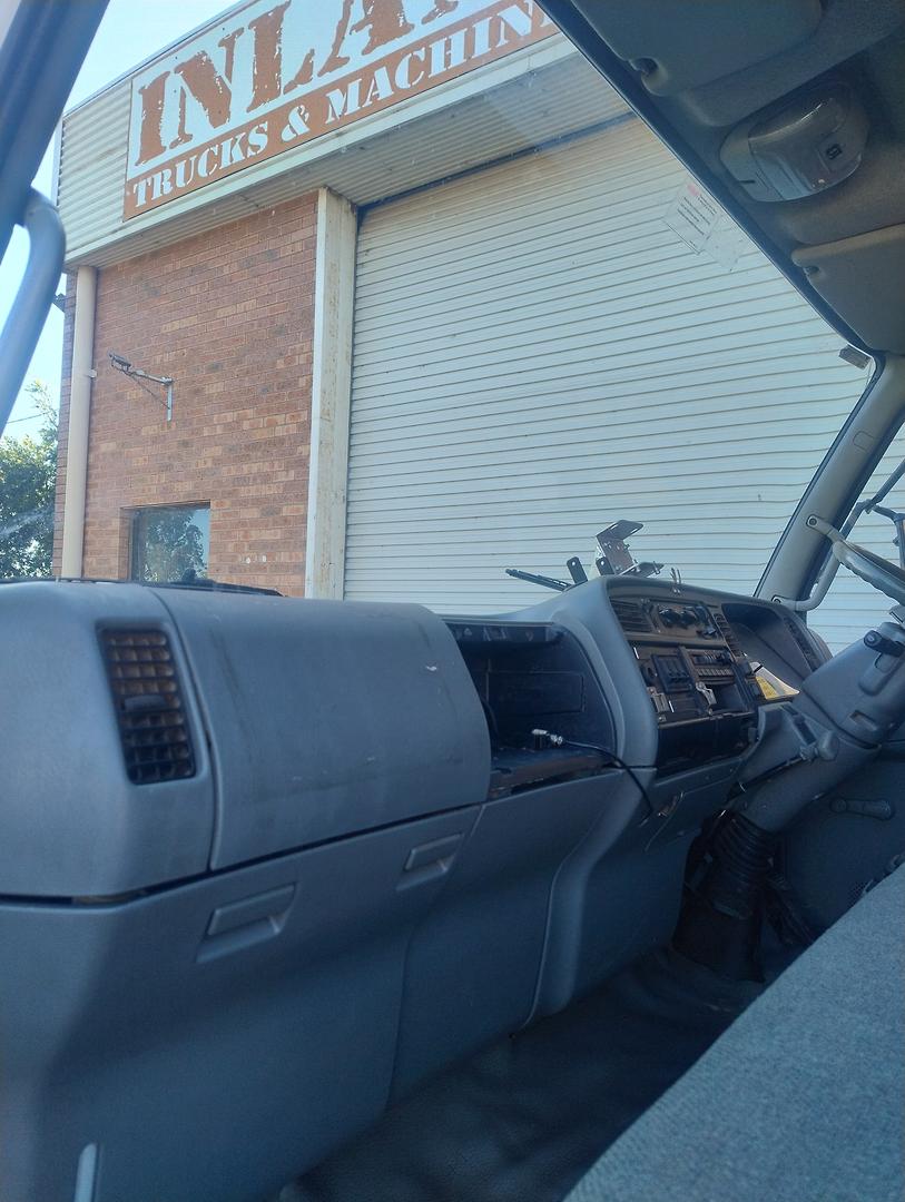 1996 MITSUBISHI FUSO TRUCK