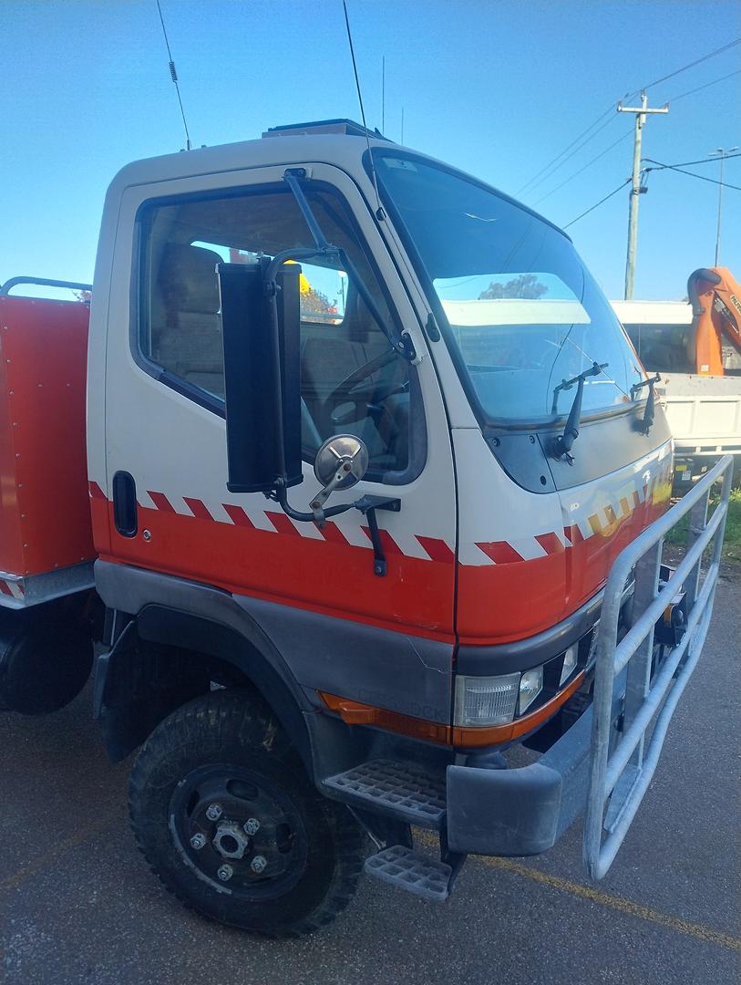1996 MITSUBISHI FUSO TRUCK