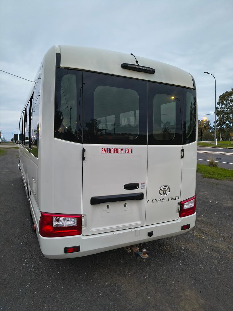 2018 TOYOTA COASTER XZB70R MY17 DELUXE (LWB) 4 SP AUTOMATIC BUS