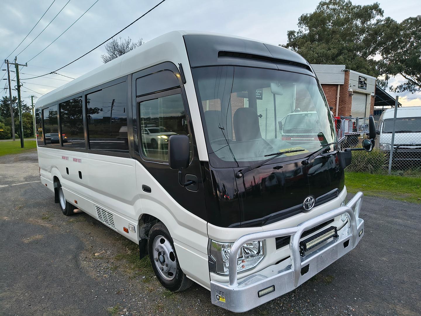 2018 TOYOTA COASTER XZB70R MY17 DELUXE (LWB) 4 SP AUTOMATIC BUS