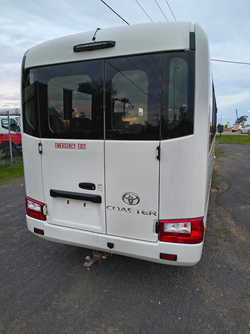 2018 TOYOTA COASTER XZB70R MY17 DELUXE (LWB) 4 SP AUTOMATIC BUS