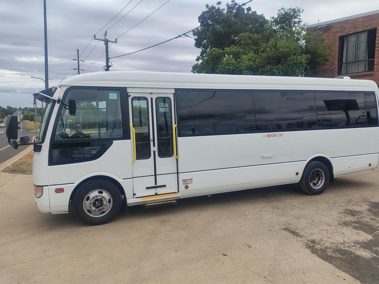 2014 MITSUBISHI FUSO ROSA BE64D BASE 6 SP AUTOMATIC BUS